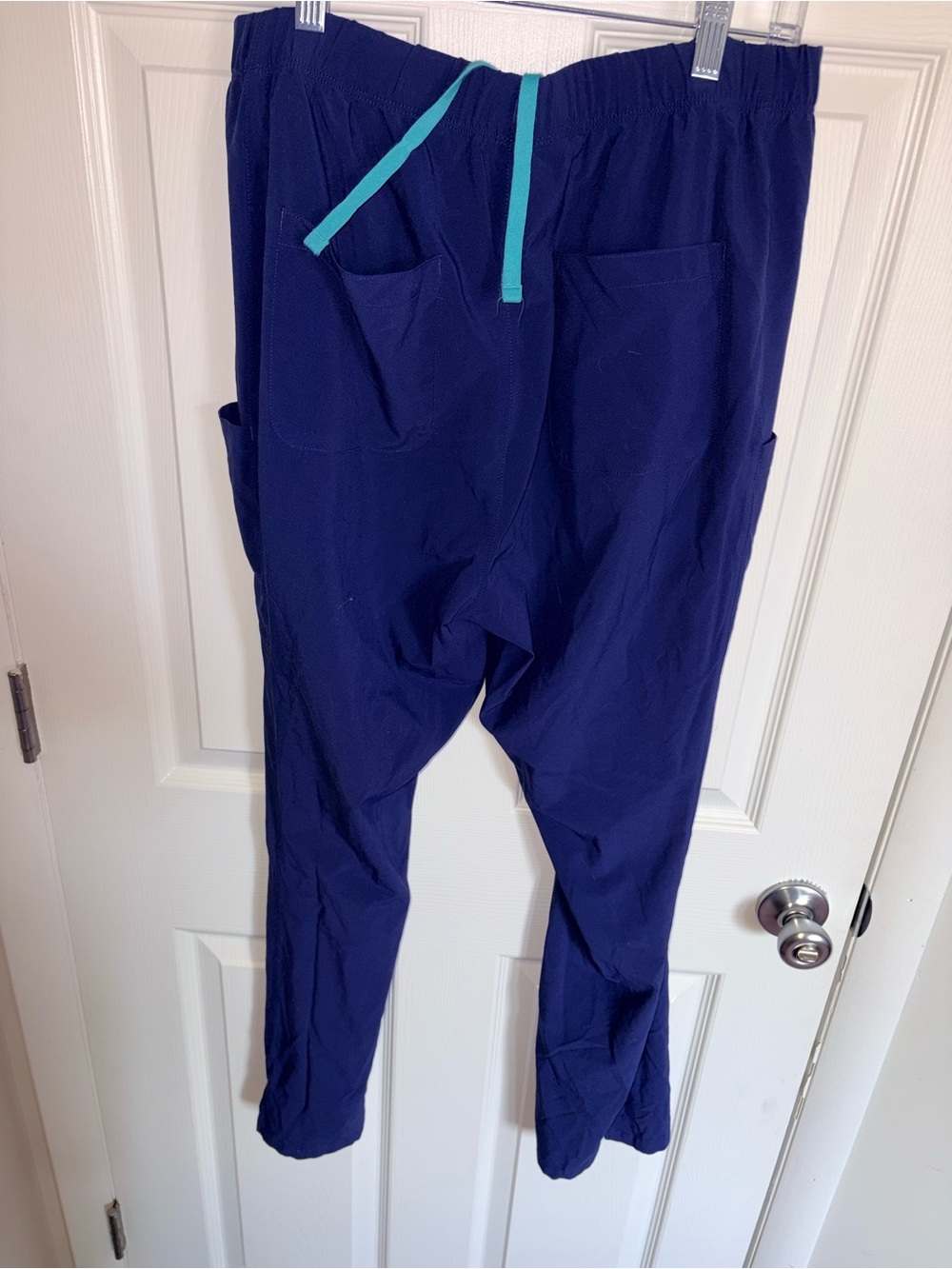 Women's Scrub Set - Picture 7 of 12